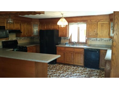 11 Anderson Rd, Stoddard, NH 03464 - photo 2