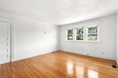 10 Shailer St unit 12, Brookline, MA 02446 - photo 6