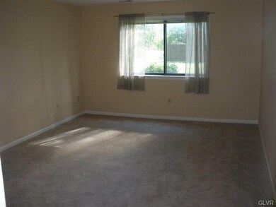 978 Cold Spring Rd unit 4, Allentown, PA 18103 - photo 7
