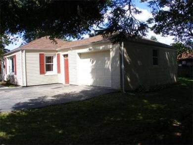 130 James St, Acushnet, MA 02743 - photo 2