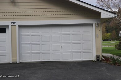 Twin Lakes Garage