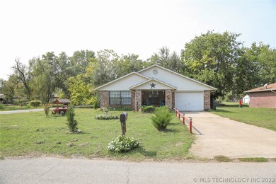 530 S Taft Ave, Okmulgee, OK 74447 - photo 2