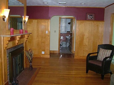 183 Gentian Ave, Providence, RI 02908 - photo 7