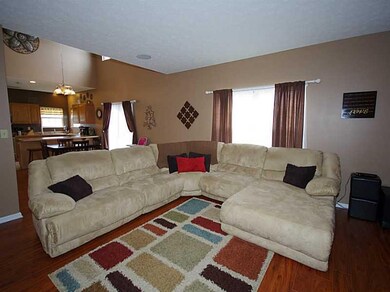 2841 Big Cone Ct, Whiteland, IN 46184 - photo 6