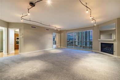 BEAUTIFUL COLOR SCHEME THROUGHOUT, NEW CARPET AND