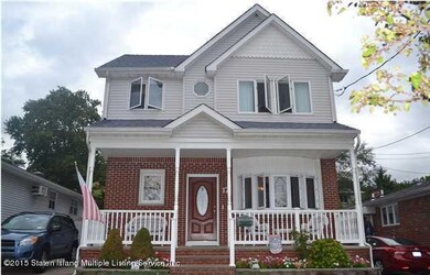 17 Sheridan Ct, Staten Island, NY 10306 - photo 2
