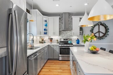 9 S Mason St unit 5, Salem, MA 01970 - photo 5