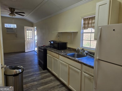 105 Wz, Mountain City, GA 30562 - photo 2