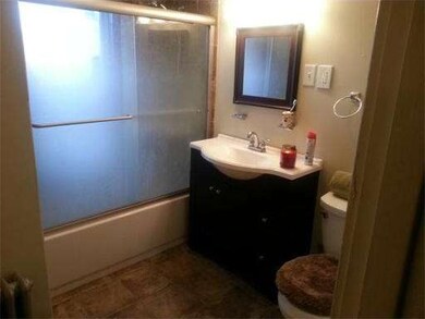 332 Cherry St, Holyoke, MA 01040 - photo 3