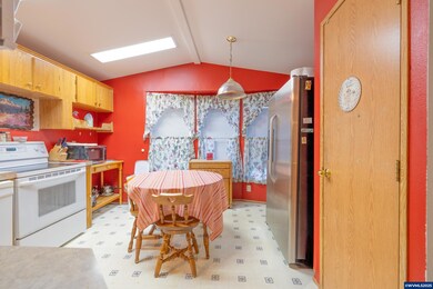 7911 SE 82nd Ave, Portland, OR 97266 - photo 6