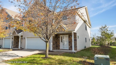 192 Shadow Wood Cir, Archbald, PA 18403 - photo 2