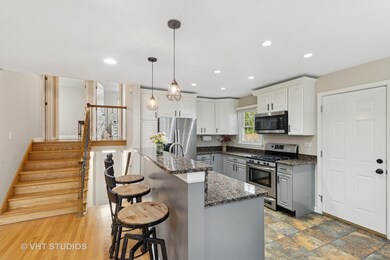 123 N Cedar St, Palatine, IL 60067 - photo 7