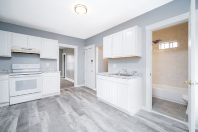 48 Woodland St, New Britain, CT 06051 - photo 2