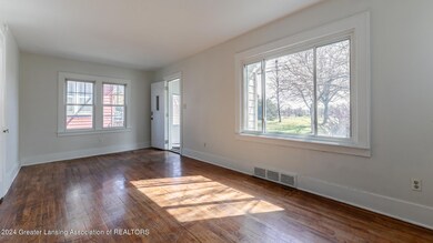 939 Princeton Ave, Lansing, MI 48915 - photo 3