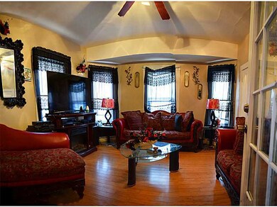 Den/Family/Great Room. Second Floor Unit Family Ro