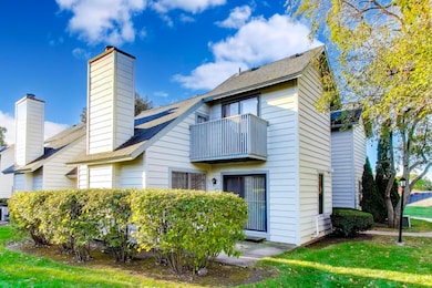 691 Wakefield Rd unit 691, Gurnee, IL 60031 - photo 2