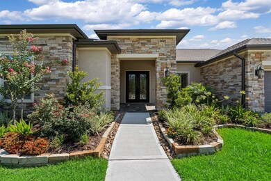 31424 Creekside Oaks Ln, Spring, TX 77386 - photo 2