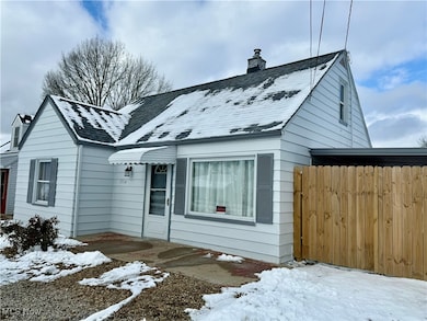 1514 Thalia Ave, Youngstown, OH 44514 - photo 3