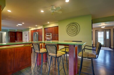 5607 Rolene Ct, Fitchburg, WI 53575 - photo 2