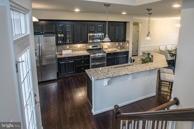 3574 Huntley Manor Ln, Alexandria, VA 22306 - photo 4