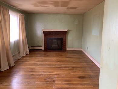 370 Center St, Randolph, MA 02368 - photo 4