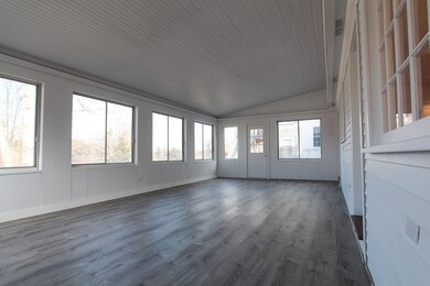 Vaulted 3 Season Porch