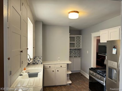 1828 N Lafayette Ave, Royal Oak, MI 48073 - photo 7