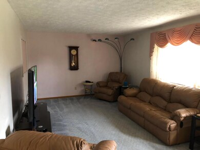 1306 Firwood Dr, Columbus, OH 43229 - photo 6