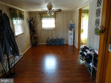 15356 Skyline Dr, Greencastle, PA 17225 - photo 3