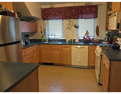 20 Barstow St, Mattapoisett, MA 02739 - photo 4