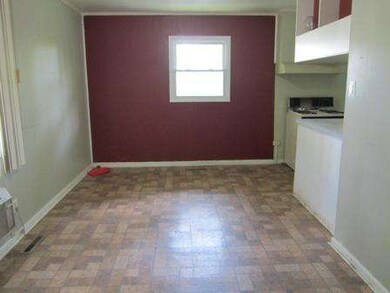 1024 Tacoma St, Carpentersville, IL 60110 - photo 3