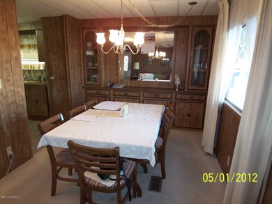 DINNING ROOM