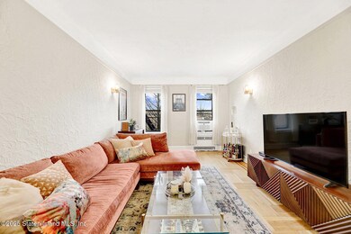 Harbor Hall unit D6, Brooklyn, NY 11209 - photo 3