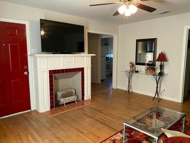 120 SW 10th St, Plainview, TX 79072 - photo 5