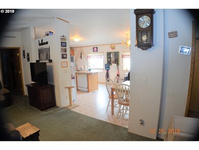 101 NE 7th St, John Day, OR 97845 - photo 5