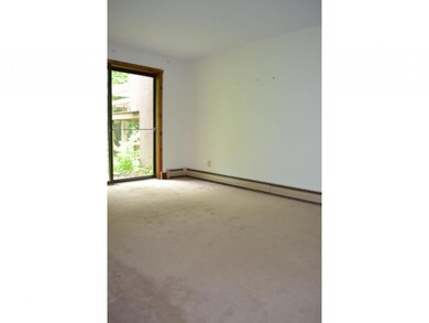 327 Old Quechee Rd unit B, Hartford, VT 05001 - photo 6