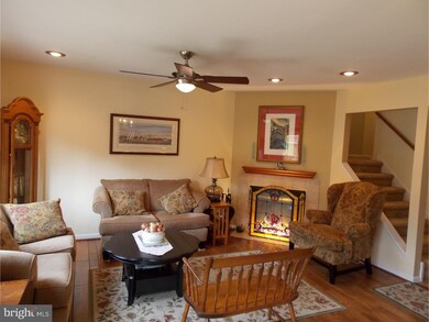 517 Summit Ct, Media, PA 19063 - photo 7