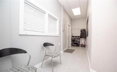 3824 N Fairmount St, Davenport, IA 52806 - photo 4