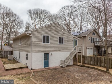 901 Chestnut Tree Dr, Annapolis, MD 21409 - photo 2