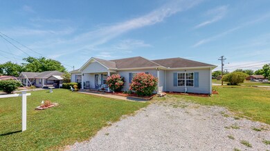 209 Cottonwood Dr, Shelbyville, TN 37160 - photo 5