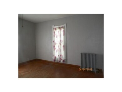 1216 W 4th St, Anderson, IN 46016 - photo 6