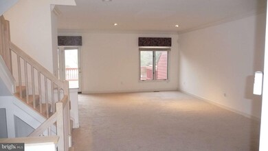 11 Taverngreen Ct, Baltimore, MD 21209 - photo 4