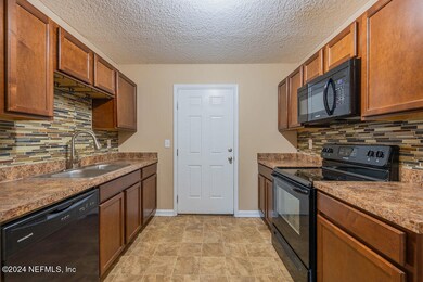 5046 Seaboard Ave, Jacksonville, FL 32210 - photo 5