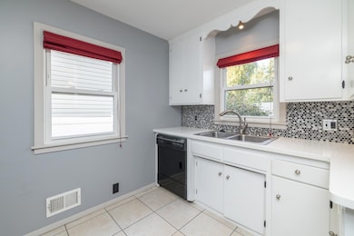 5131 Sheridan Ave N, Minneapolis, MN 55430 - photo 7