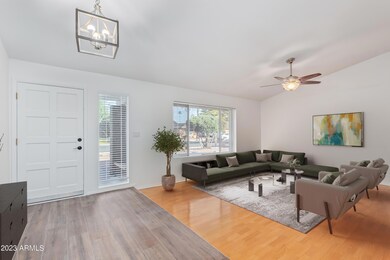 845 W Nopal Ave, Mesa, AZ 85210 - photo 4