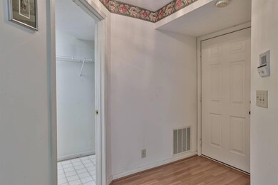 004-Foyer