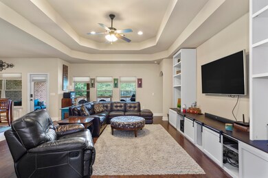271 Paradise Palm Cir-05