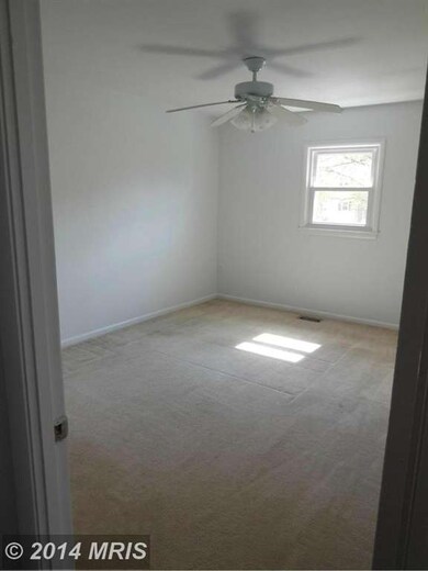 3084 White Birch Ct, Fairfax, VA 22031 - photo 4