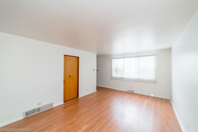 4923 W 28th Place, Cicero, IL 60804 - photo 2