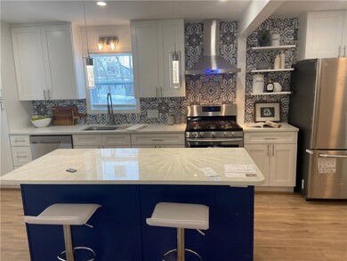 317 Summer St, Woonsocket, RI 02895 - photo 6